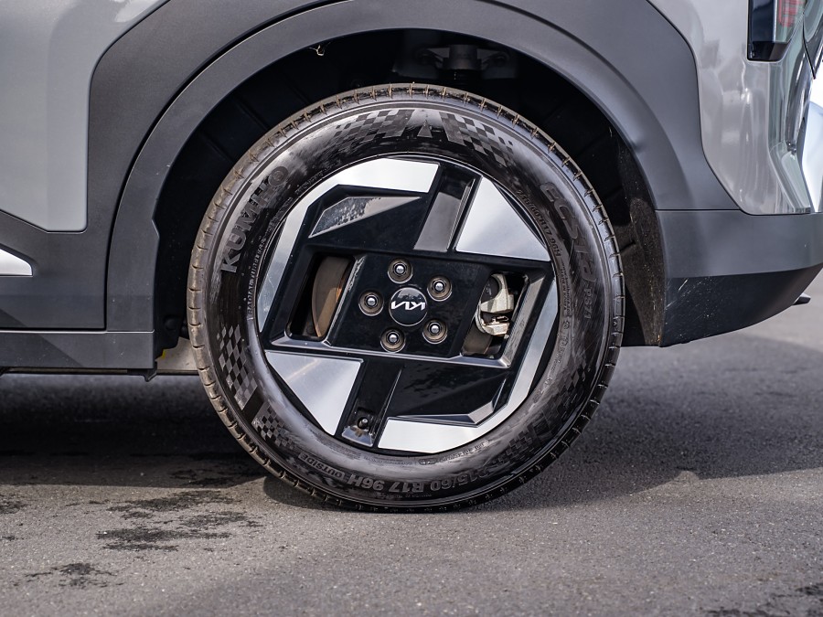 2025 Kia EV3 7