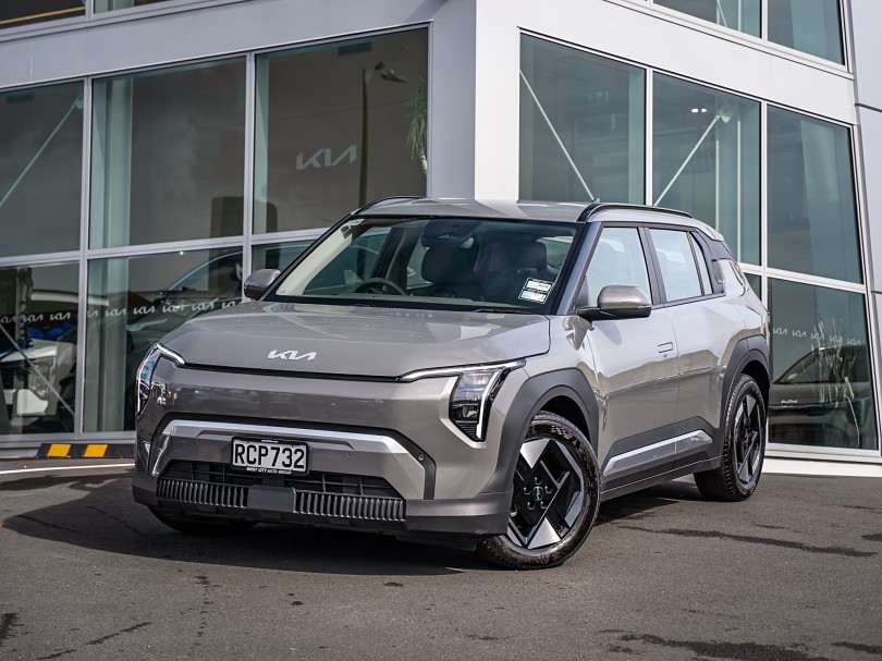 2025 Kia EV3 1