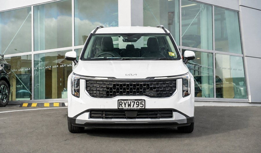 2026 Kia Carnival 3