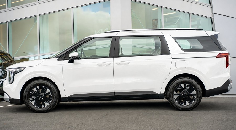 2026 Kia Carnival 5