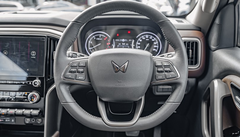 2025 Mahindra Scorpio 11