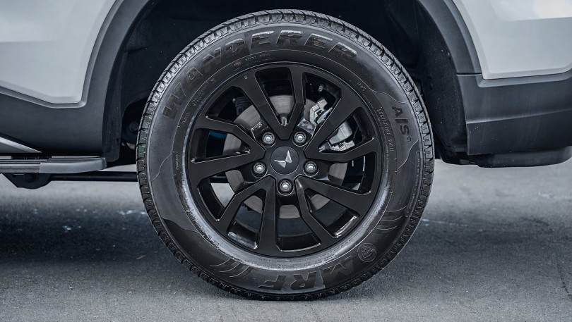 2025 Mahindra Scorpio 7