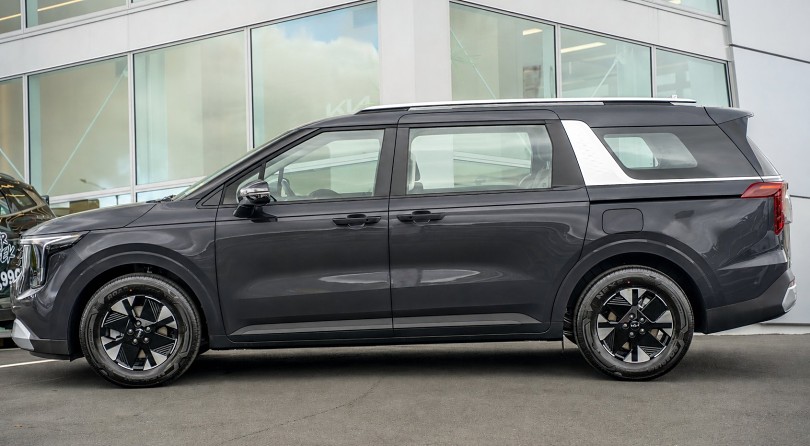 2026 Kia Carnival 5