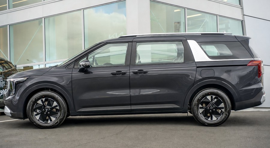 2026 Kia Carnival 5