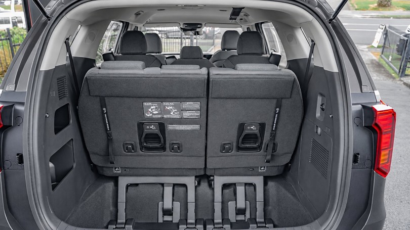 2026 Kia Carnival 18