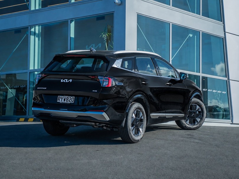 2026 Kia Sportage 2