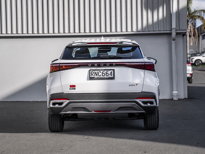2025 OMODA C5 4