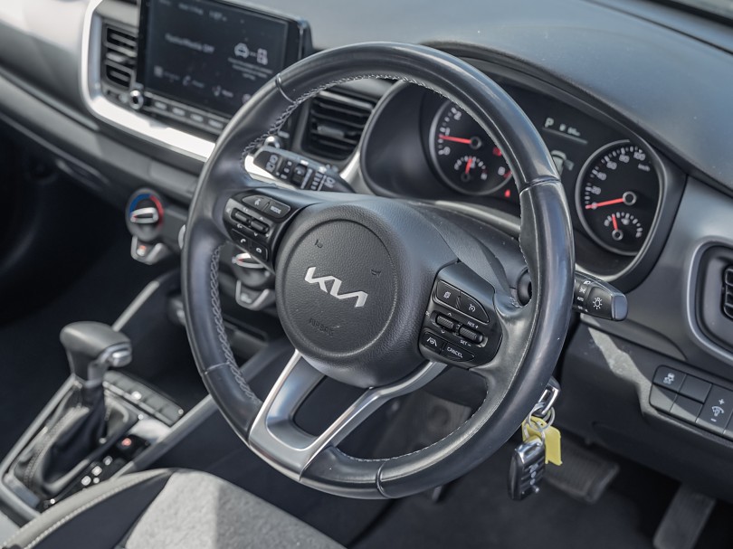 2023 Kia Stonic 9