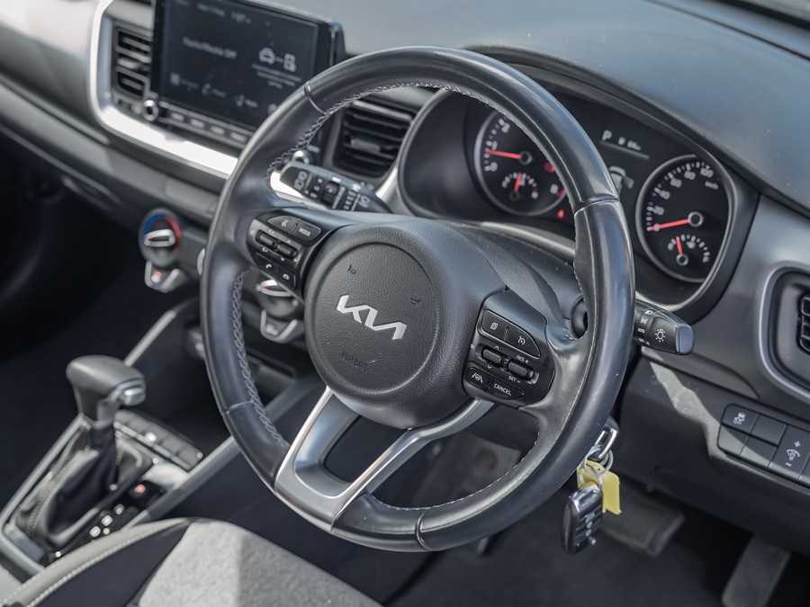 2023 Kia Stonic 9