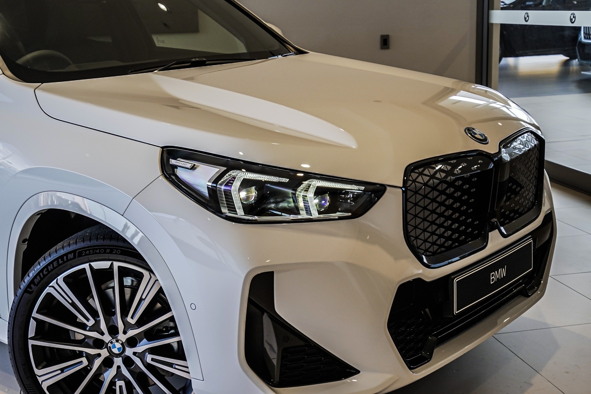 BMW iX1 xDrive30
