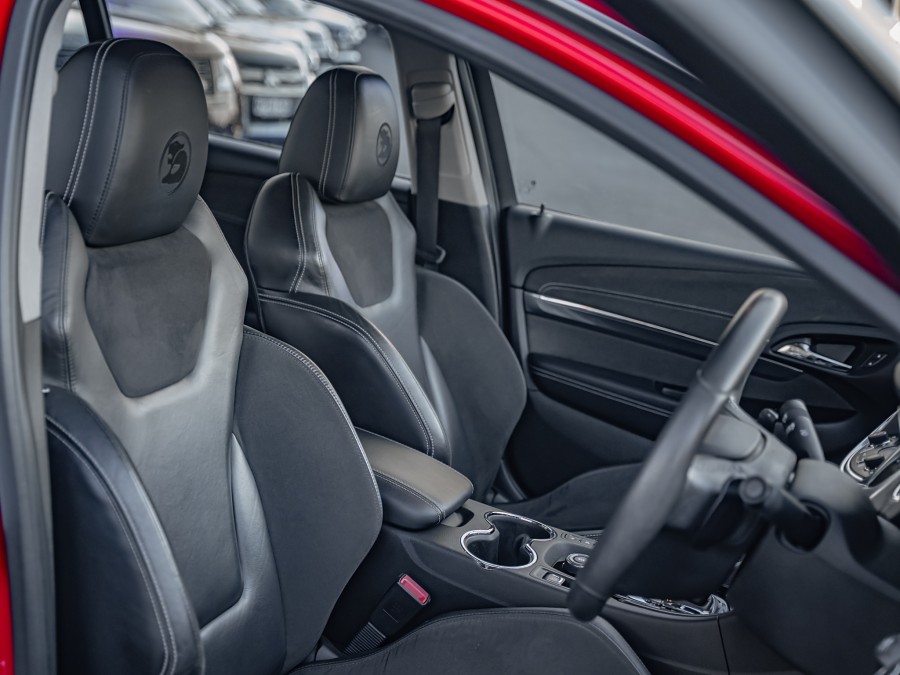 2016 Holden HSV 8