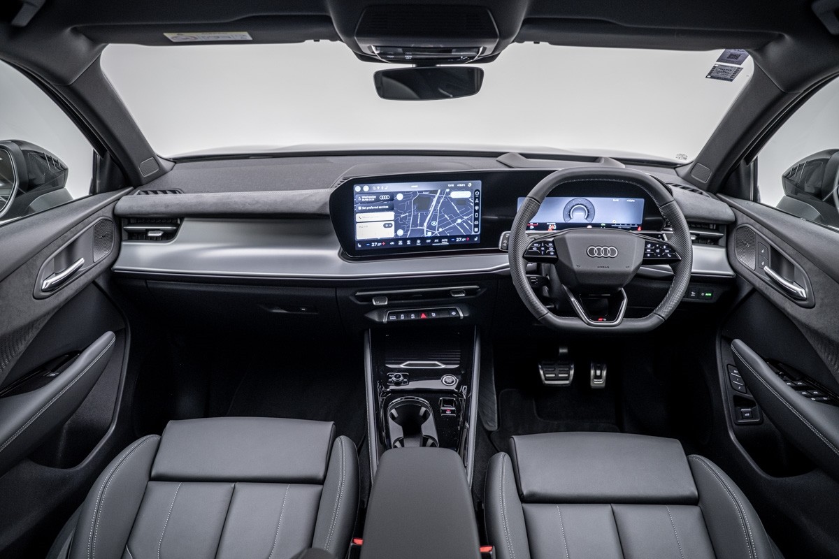 Audi Q3 SUV TFSI quattro 195 kW