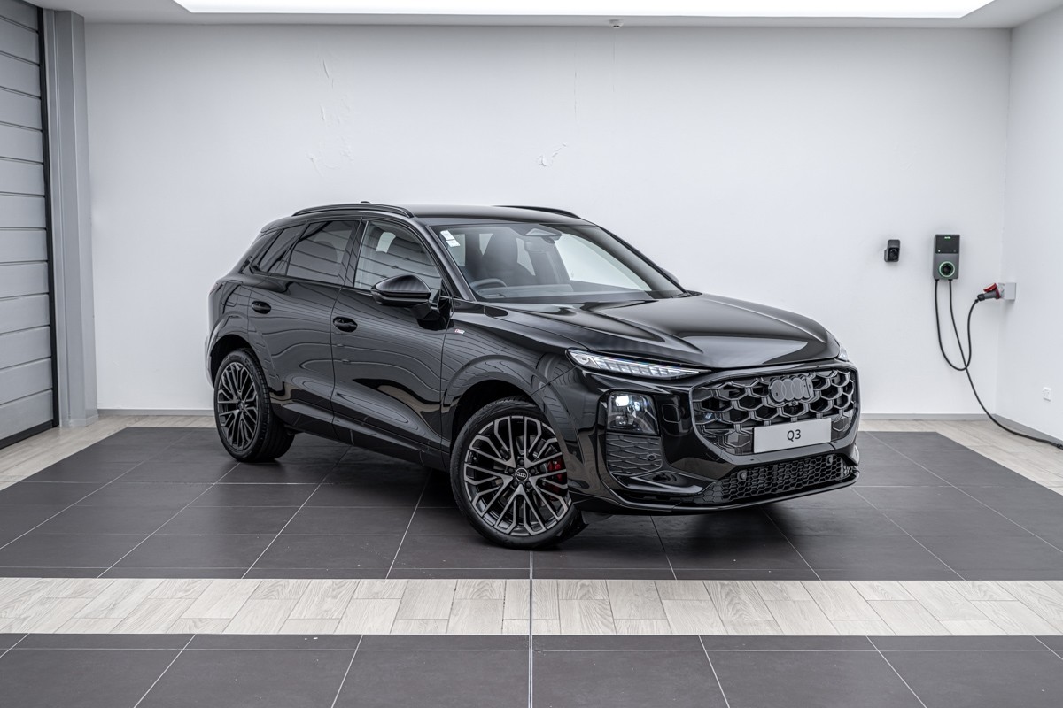 Audi Q3 SUV TFSI quattro 195 kW