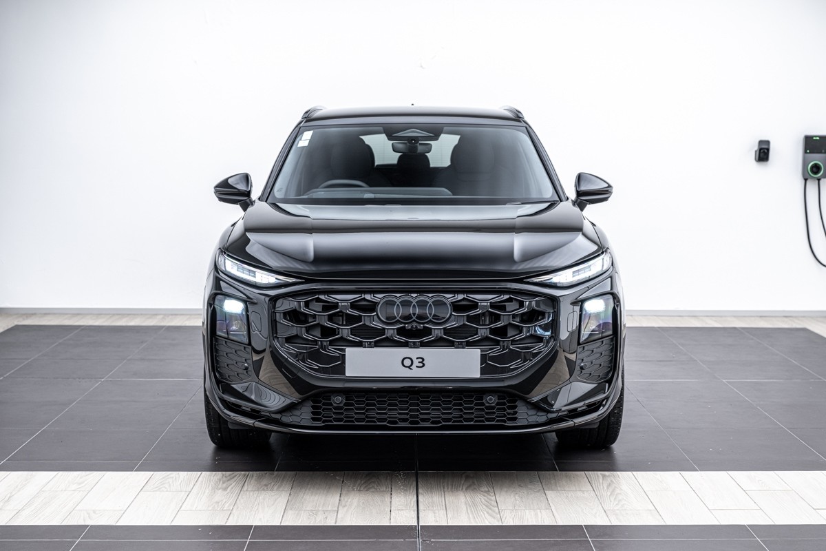 Audi Q3 SUV TFSI quattro 195 kW