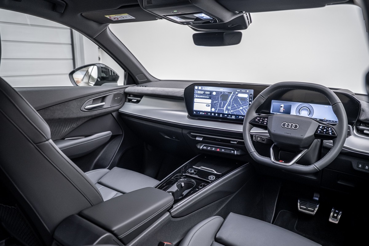 Audi Q3 SUV TFSI quattro 195 kW