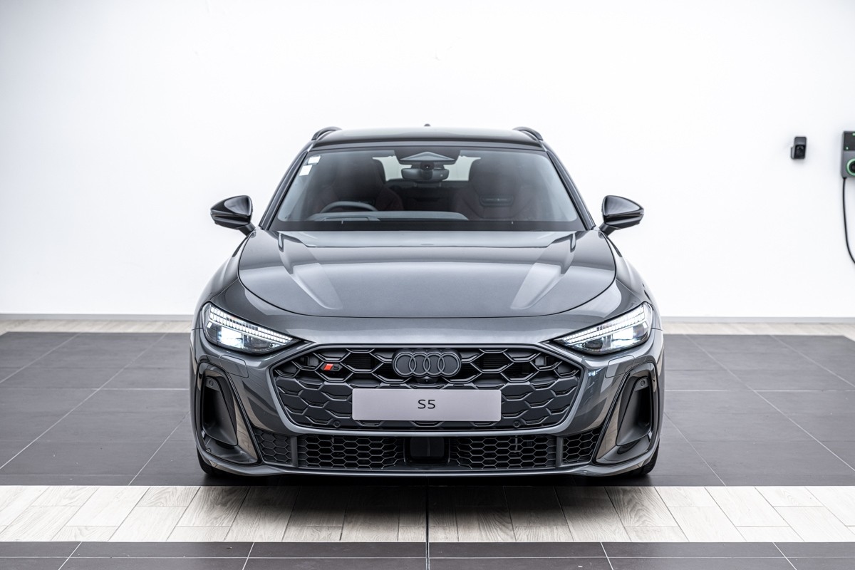 Audi S5 AVANT TFSI