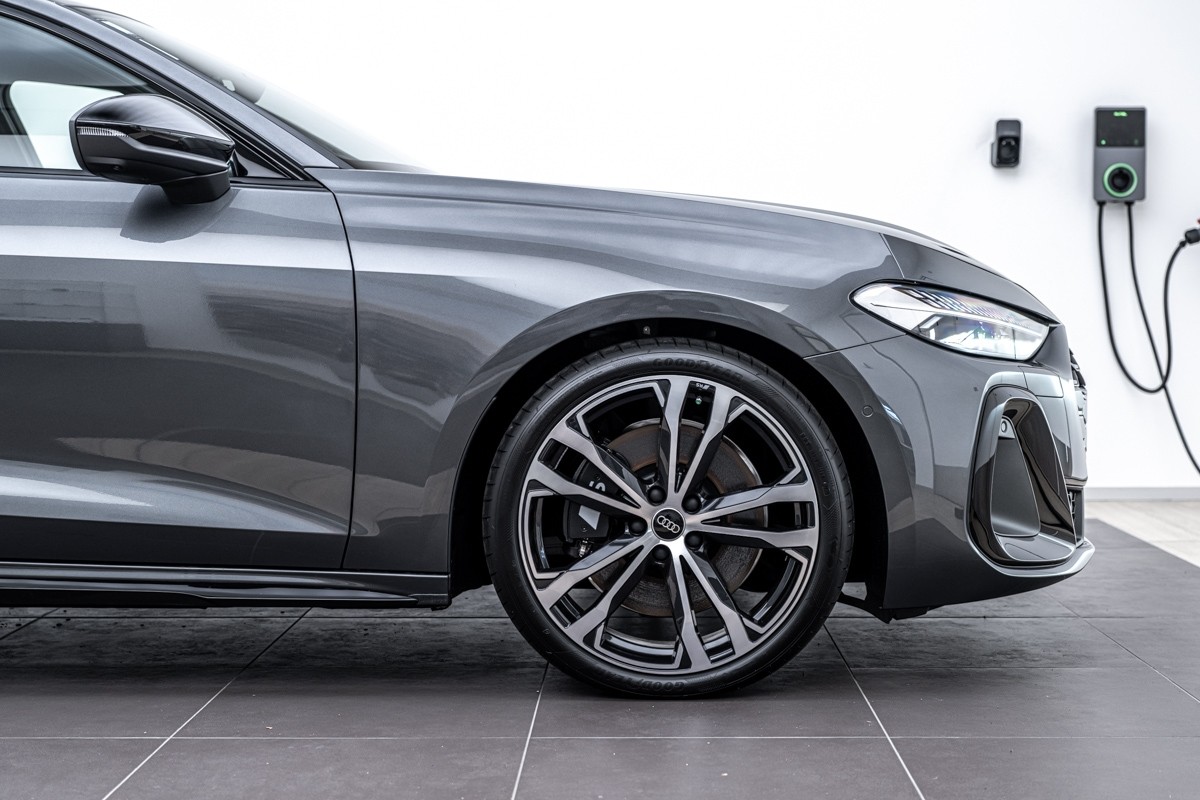 Audi S5 AVANT TFSI