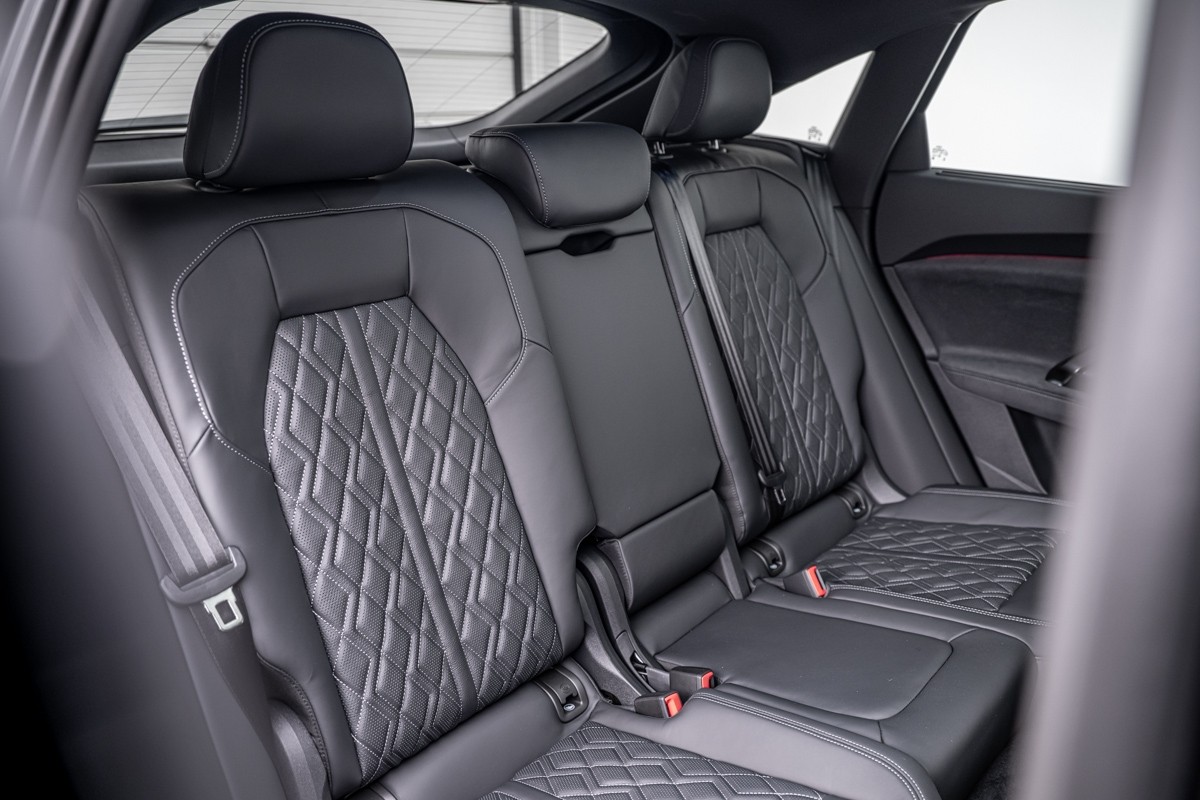 Audi SQ5 SPORTBACK TFSI