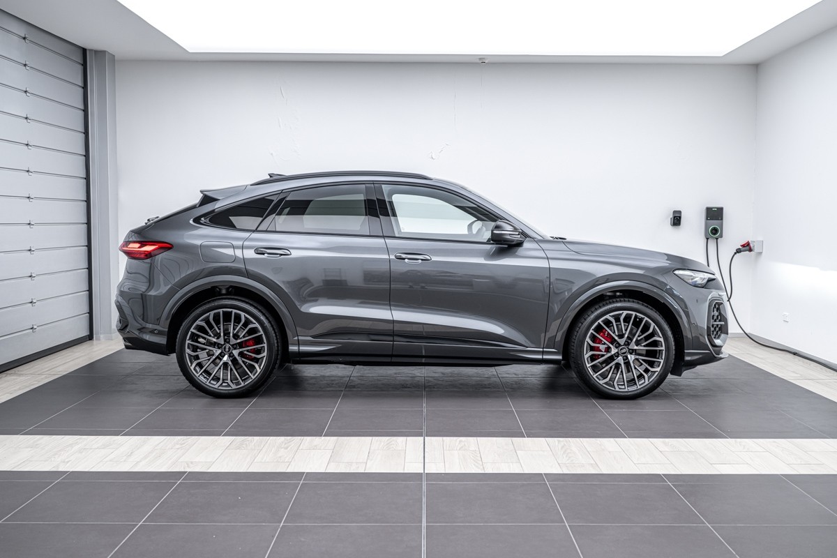 Audi SQ5 SPORTBACK TFSI