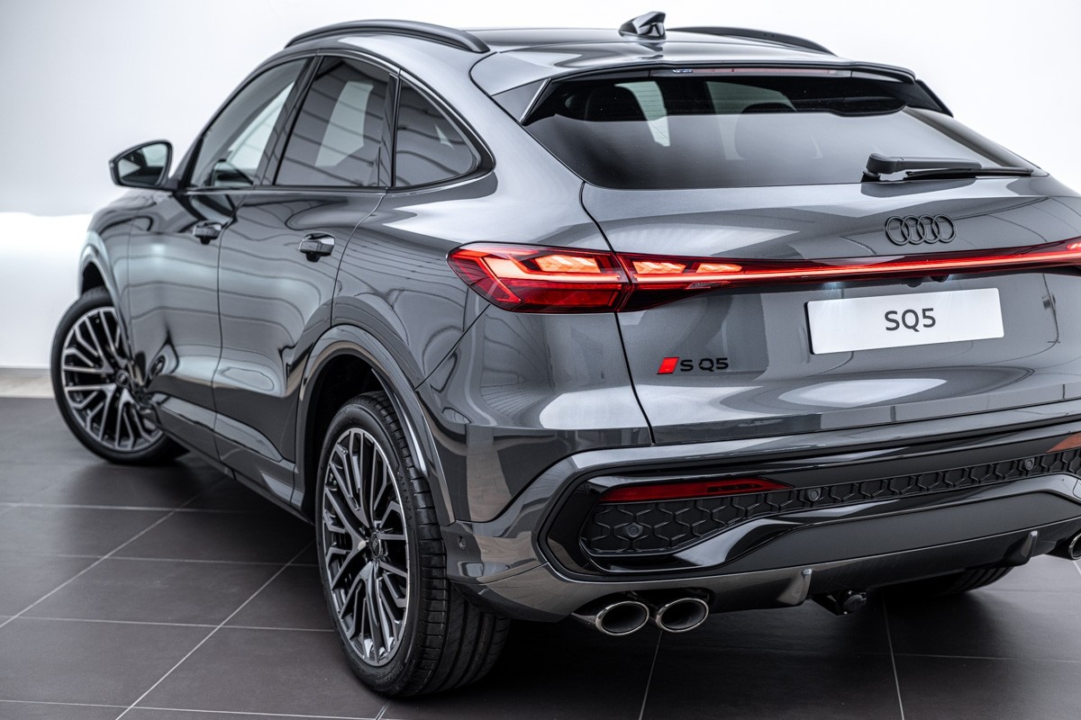 Audi SQ5 SPORTBACK TFSI