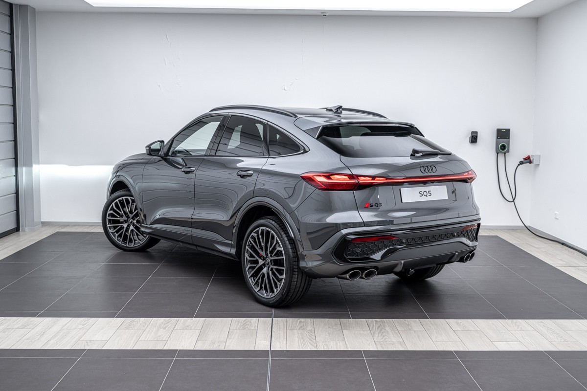 Audi SQ5 SPORTBACK TFSI