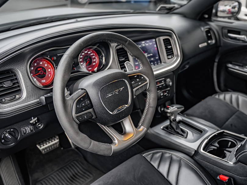 2019 Dodge Charger 8