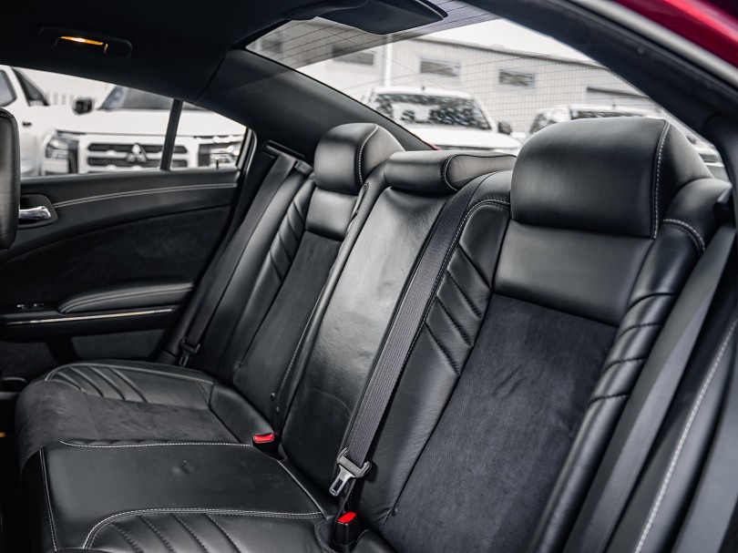 2019 Dodge Charger 17