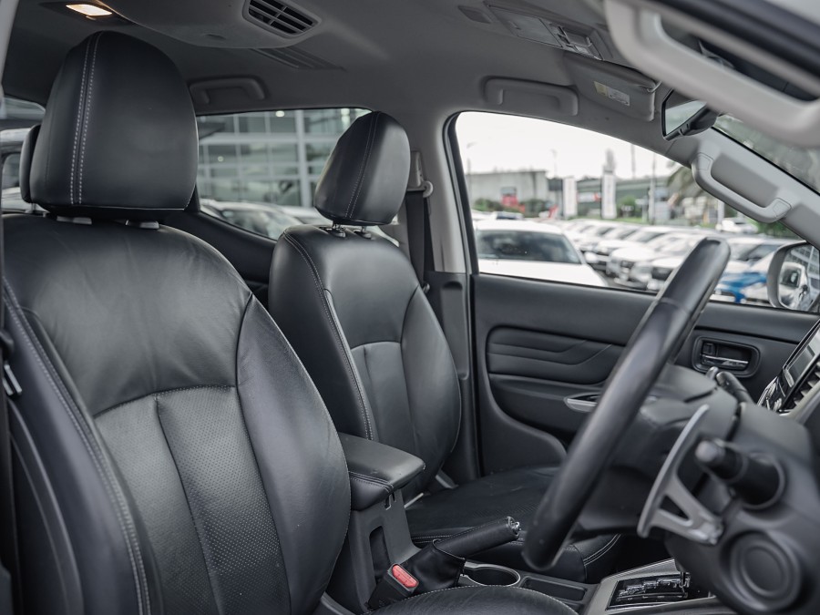 2020 Mitsubishi Triton 8