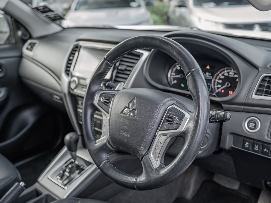 2020 Mitsubishi Triton 9