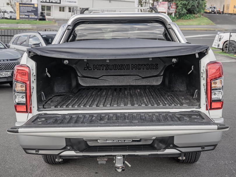 2020 Mitsubishi Triton 18