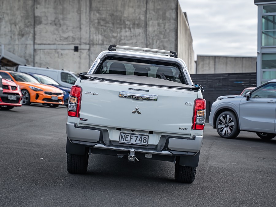2020 Mitsubishi Triton 4