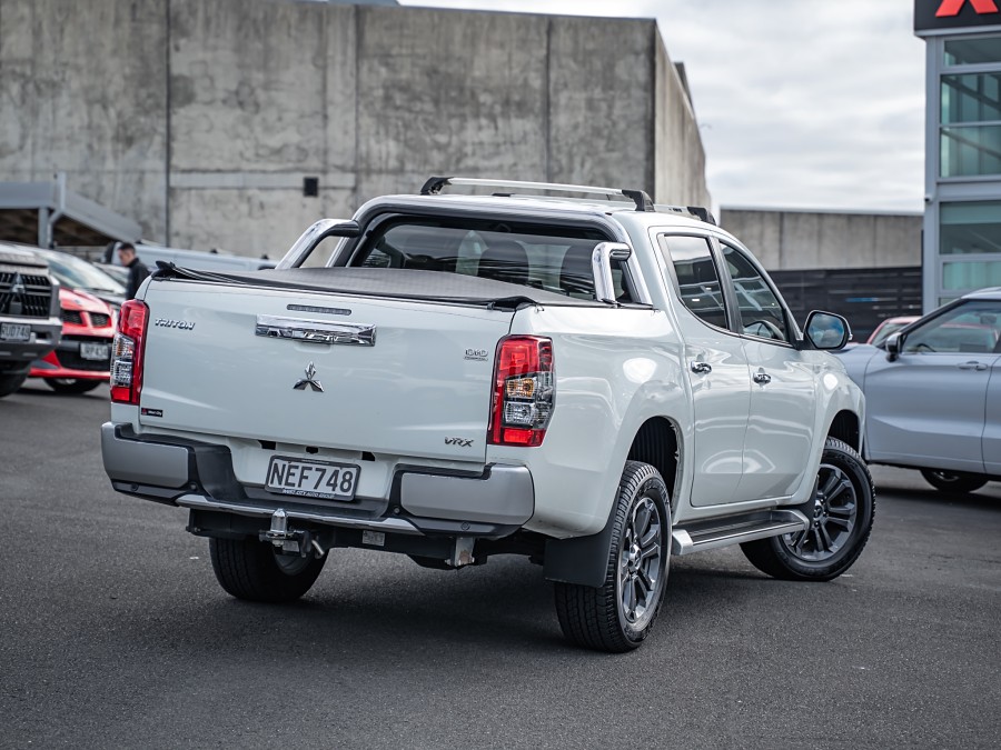 2020 Mitsubishi Triton 2