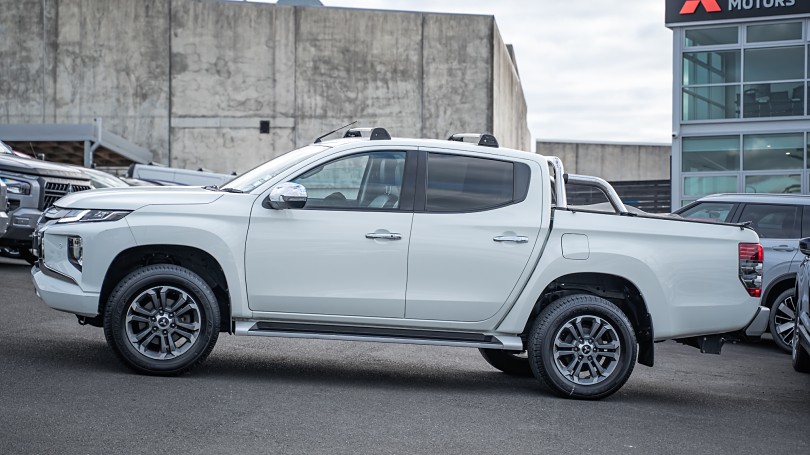 2020 Mitsubishi Triton 5