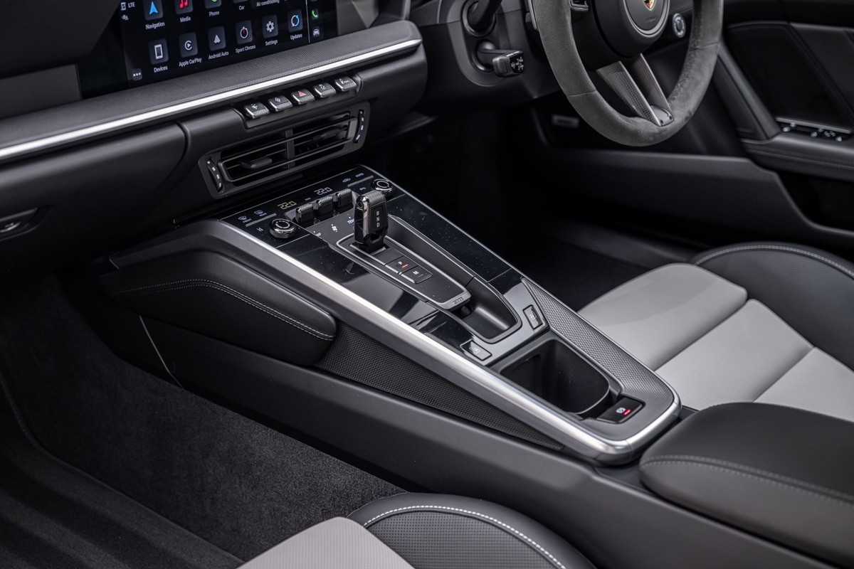 Porsche 911 Turbo Coupe (992)