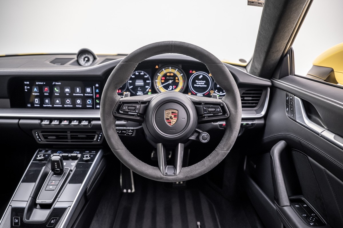 Porsche 911 Turbo Coupe (992)