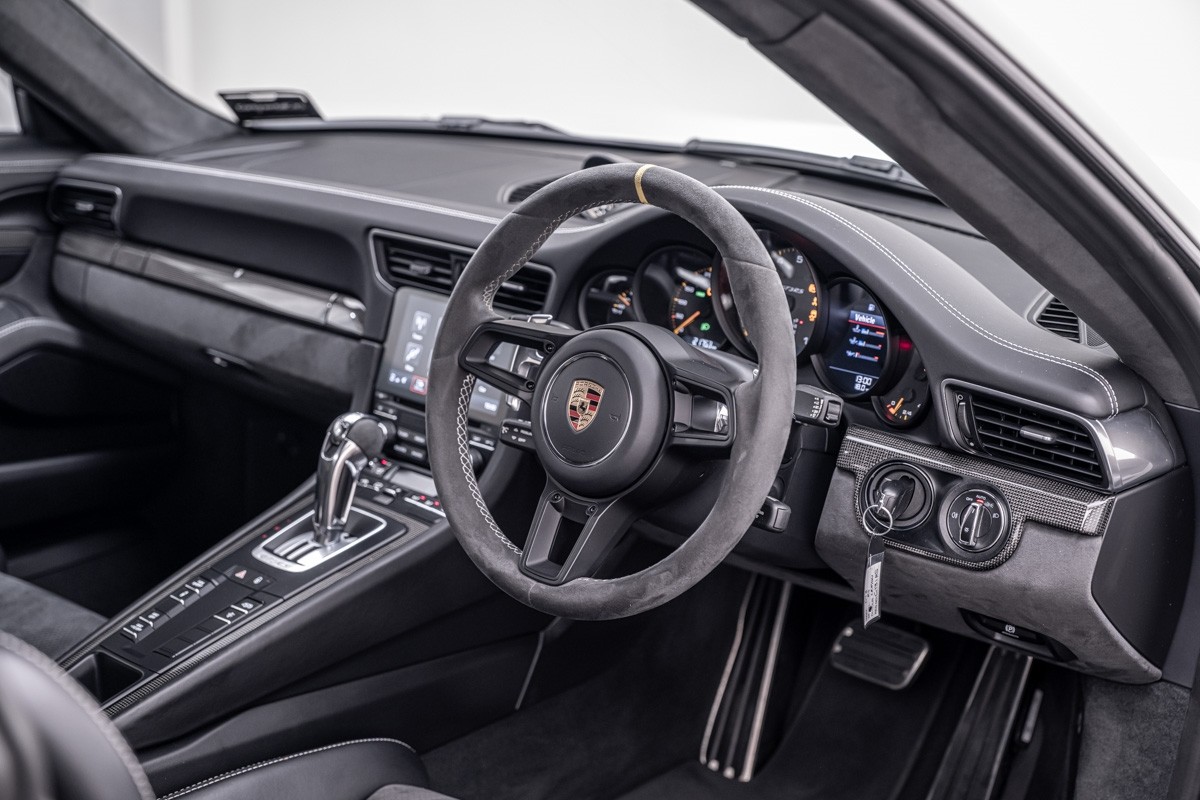 Porsche 911 GT3 RS (991.2)