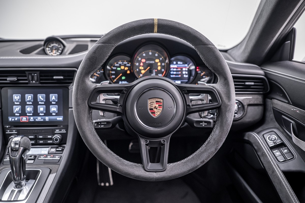 Porsche 911 GT3 RS (991.2)