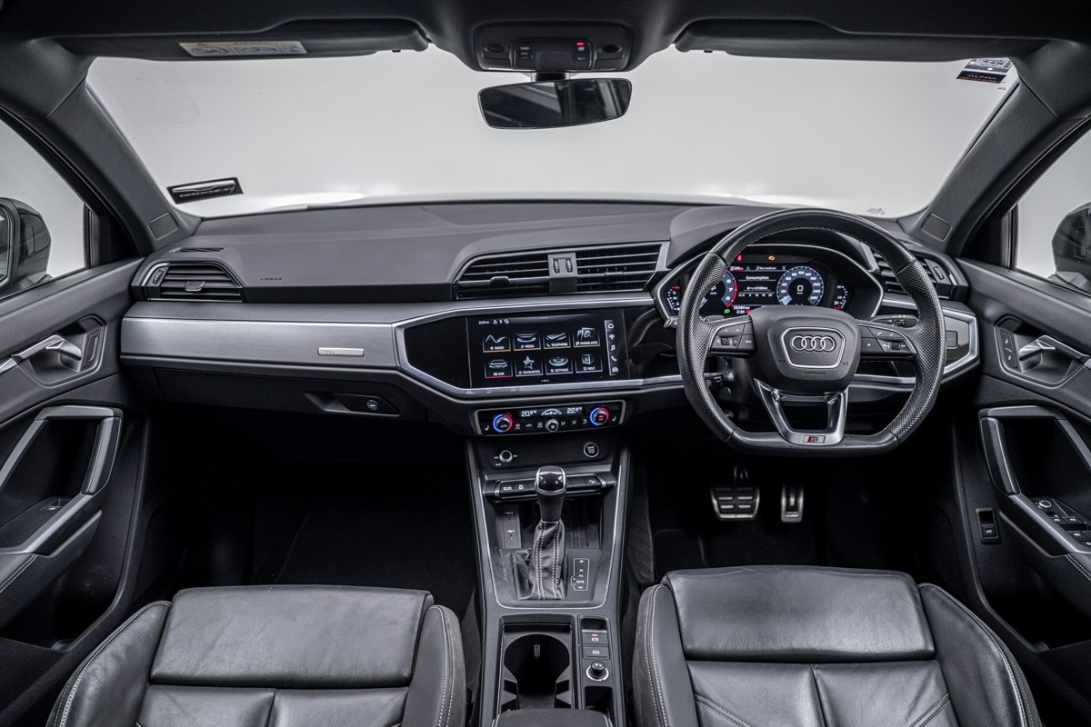 Audi Q3 35 TFSI ADVANCED