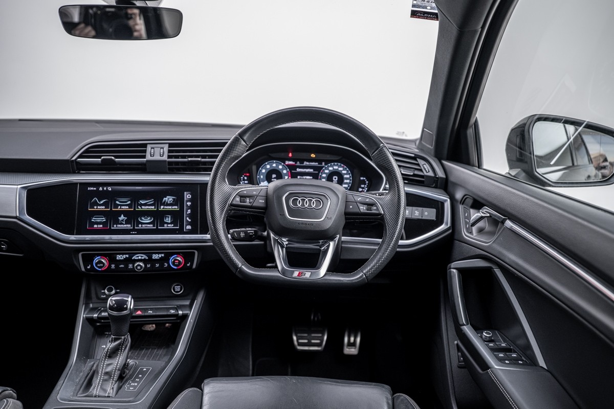 Audi Q3 35 TFSI ADVANCED
