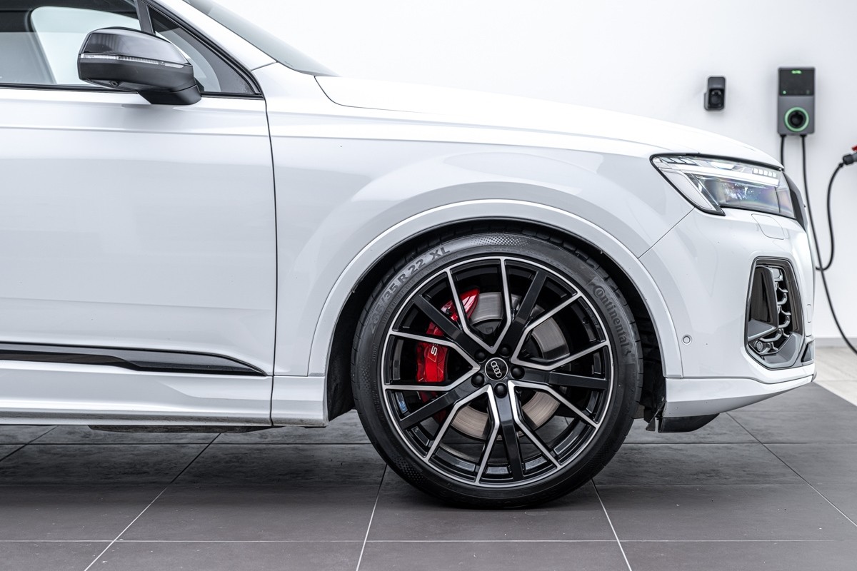 Audi SQ7 TFSI 373 KW
