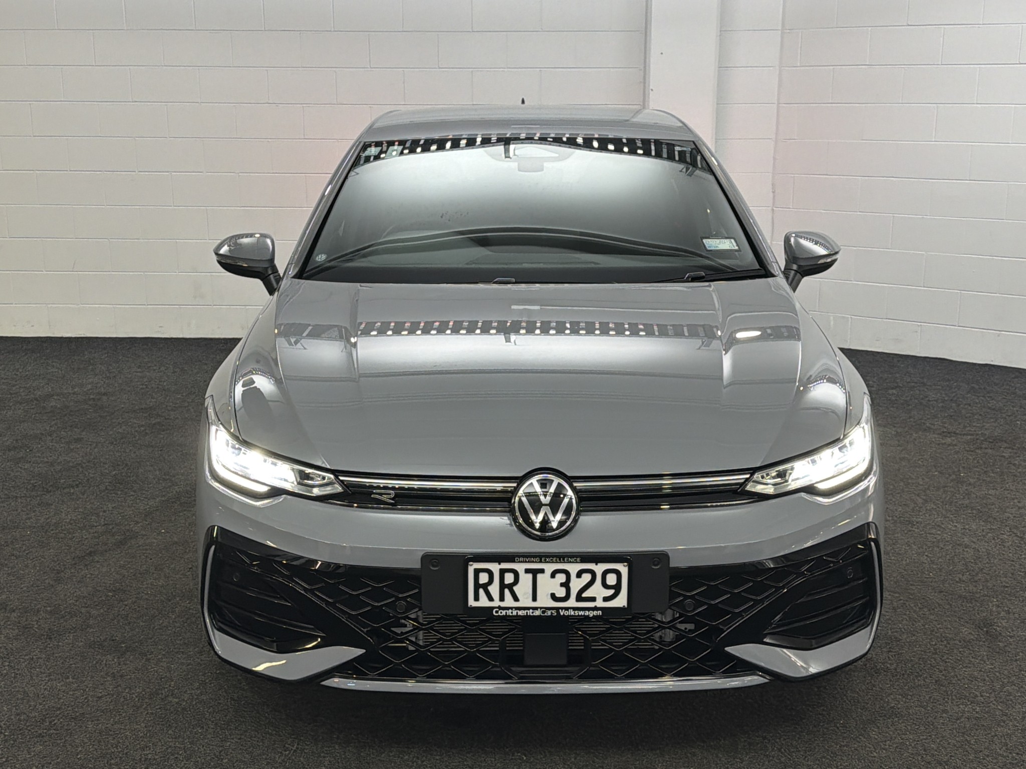 Volkswagen Golf 8.5 R-LINE