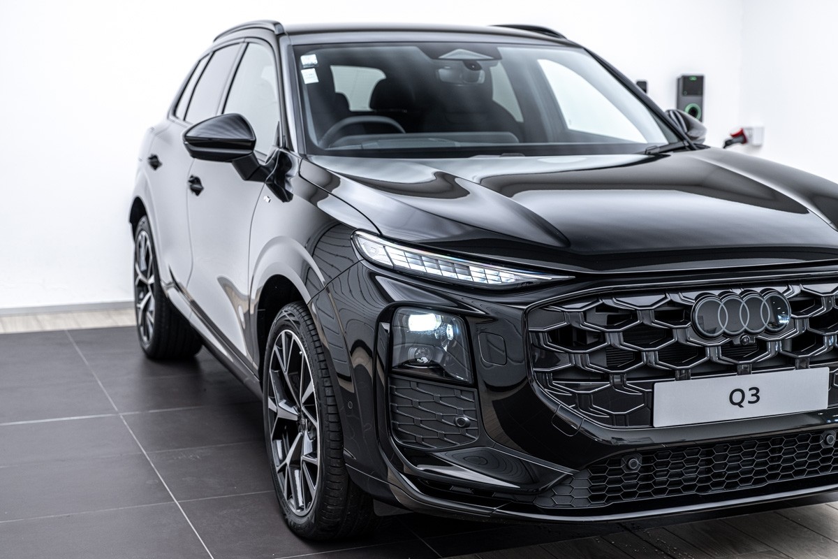 Audi Q3 SUV TFSI quattro 195 kW