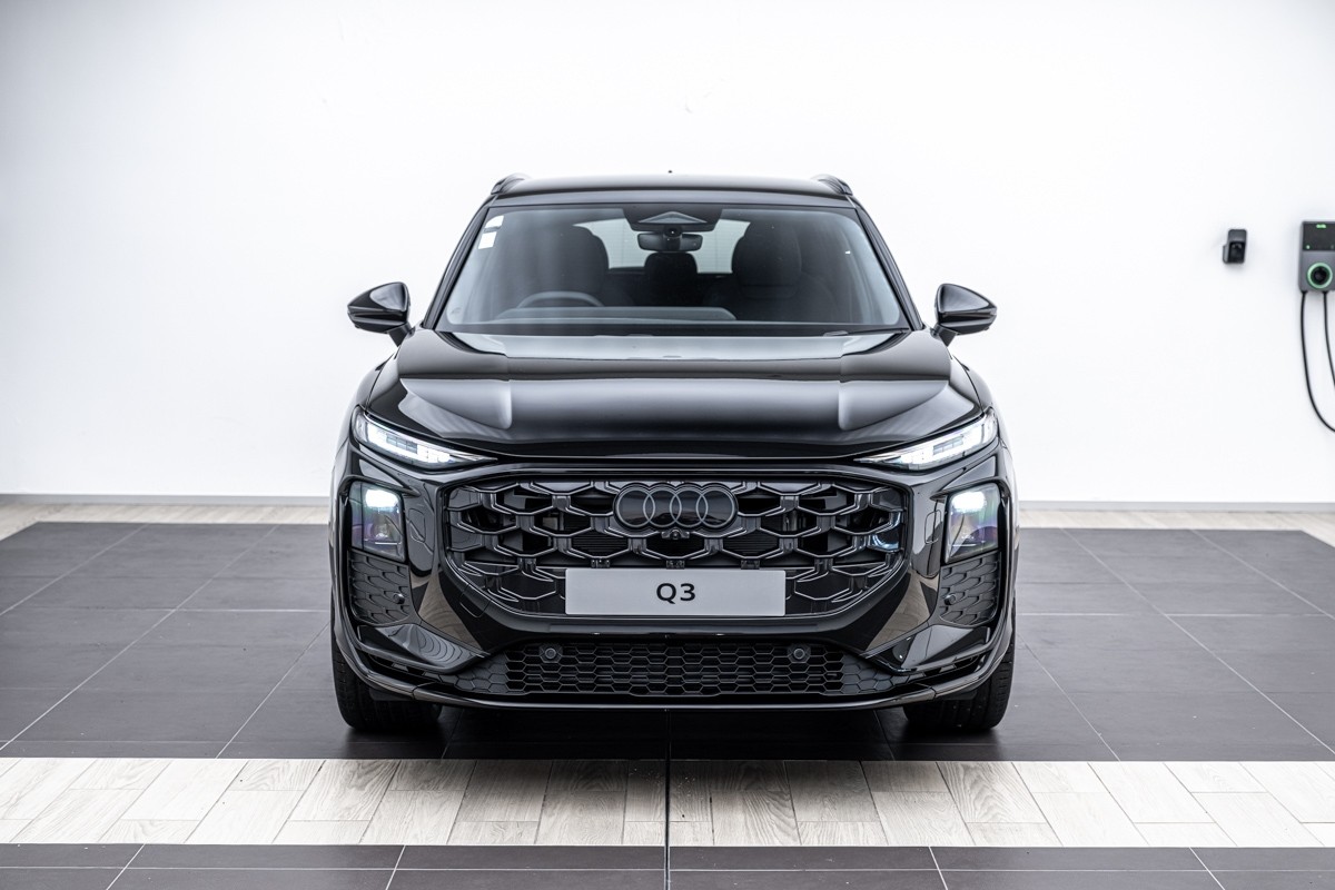 Audi Q3 SUV TFSI QUATTRO 195 KW