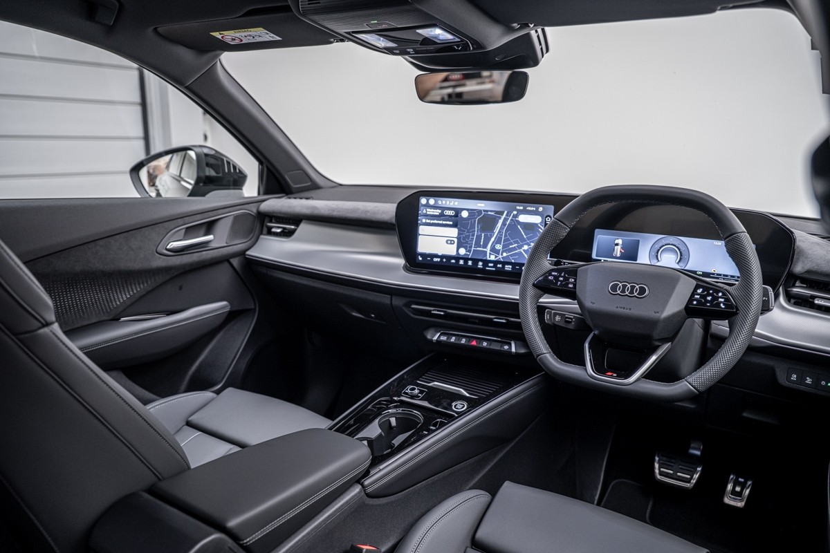 Audi Q3 SUV TFSI QUATTRO 195 KW