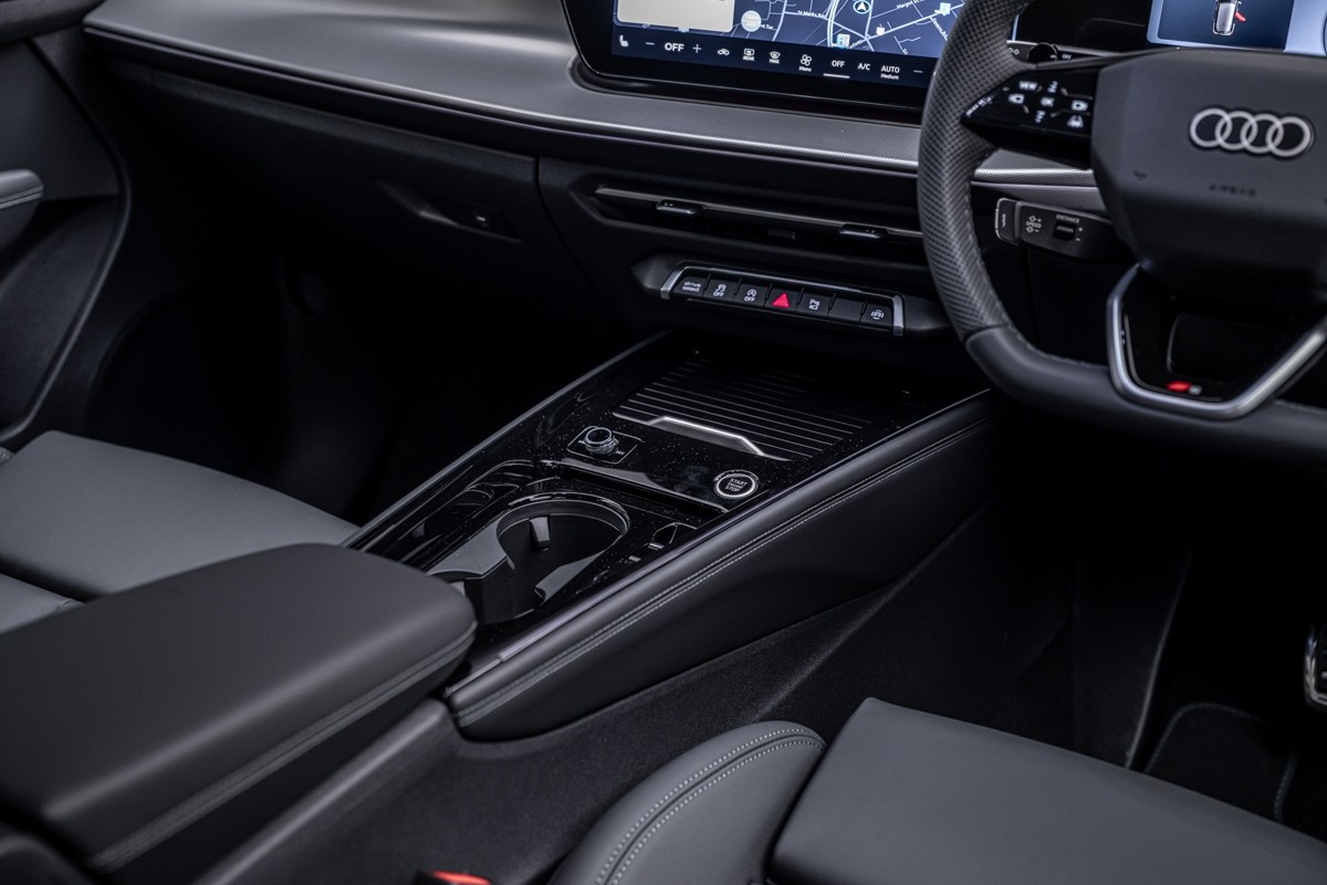 Audi Q3 SUV TFSI QUATTRO 195 KW