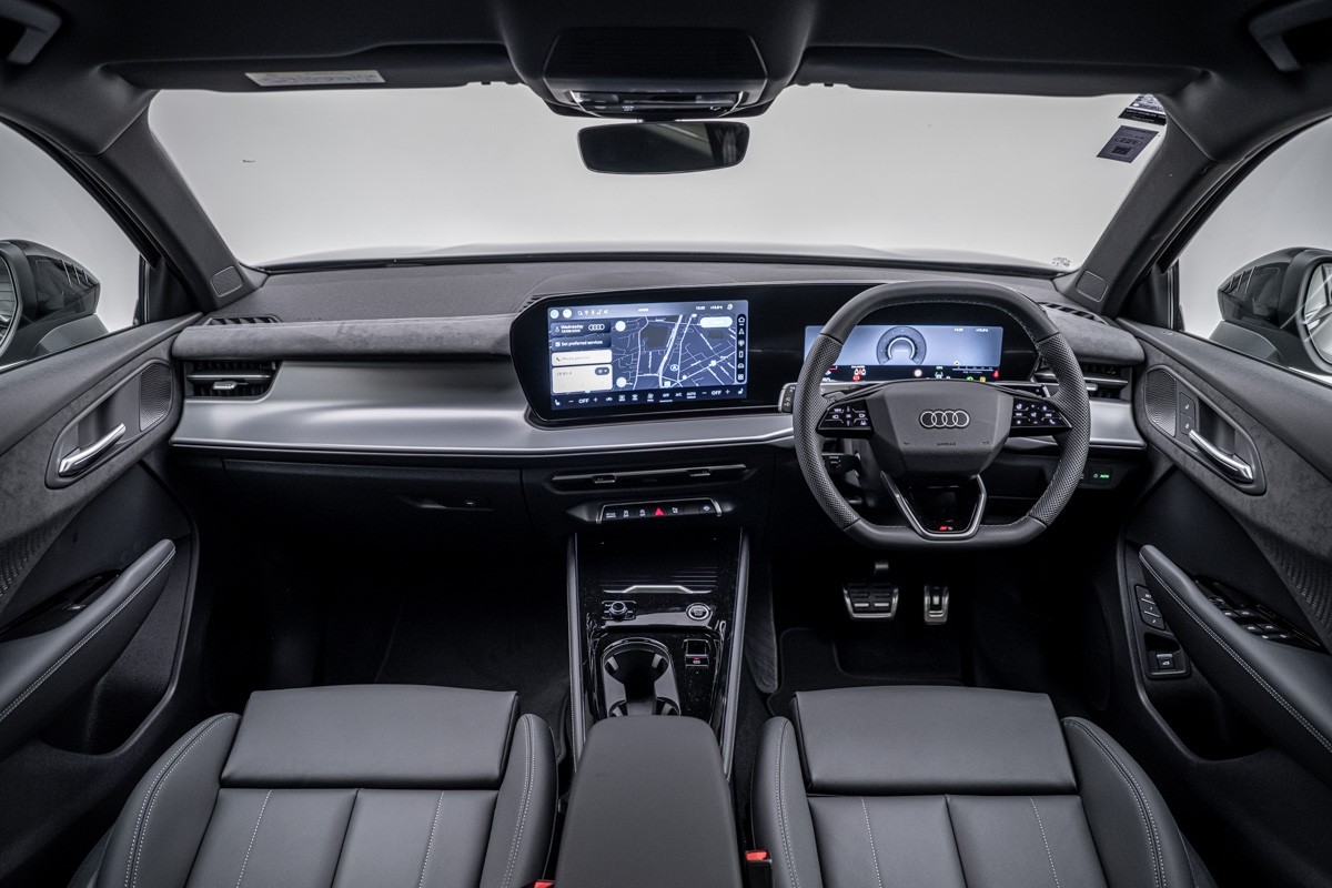 Audi Q3 SUV TFSI QUATTRO 195 KW
