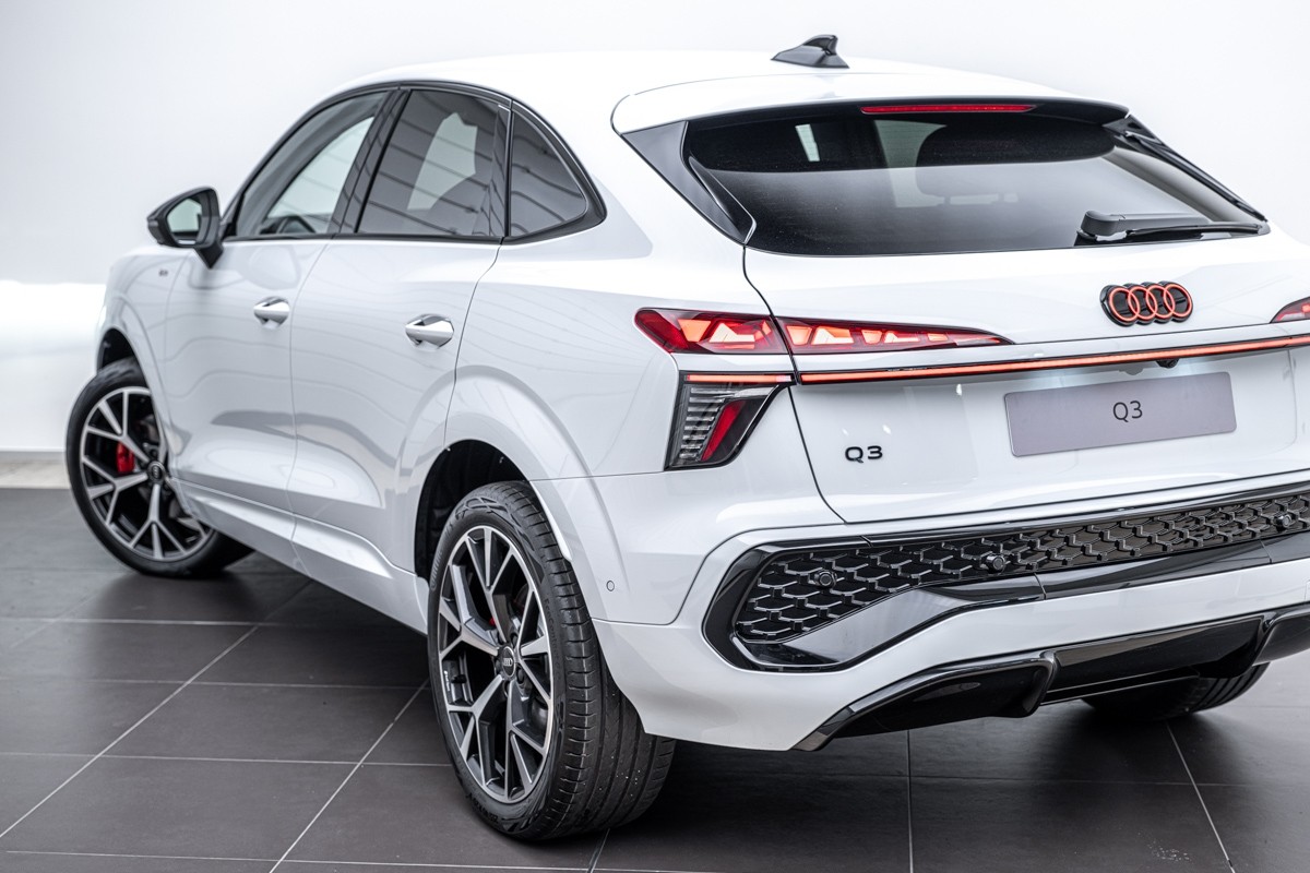 Audi Q3 SPORTBACK TFSI QUATTRO 195 KW