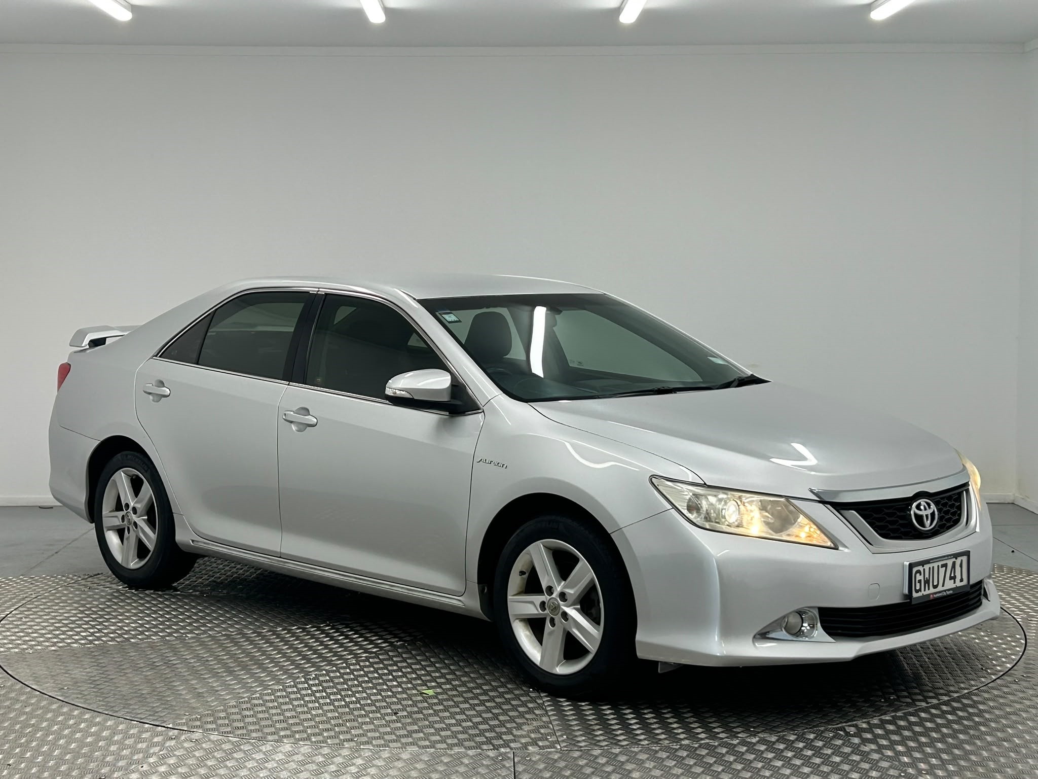 2013 Toyota Aurion