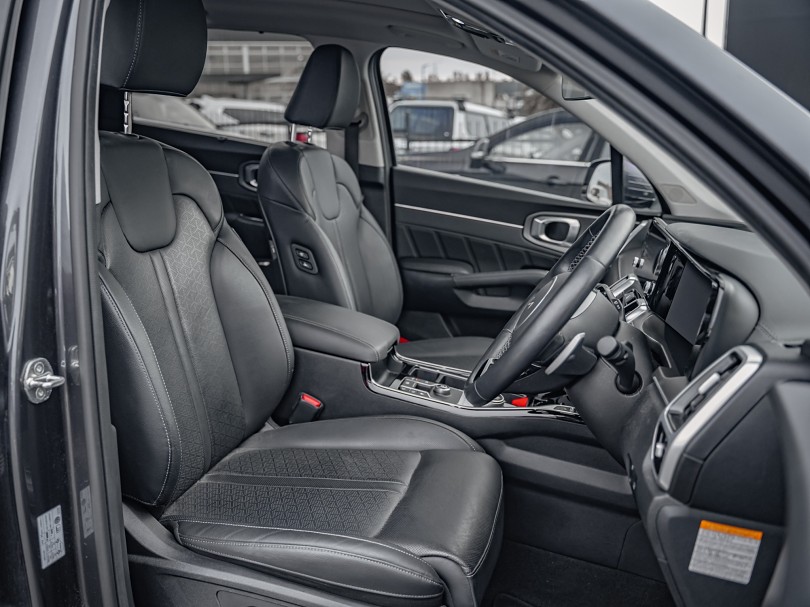 2022 Kia Sorento 8