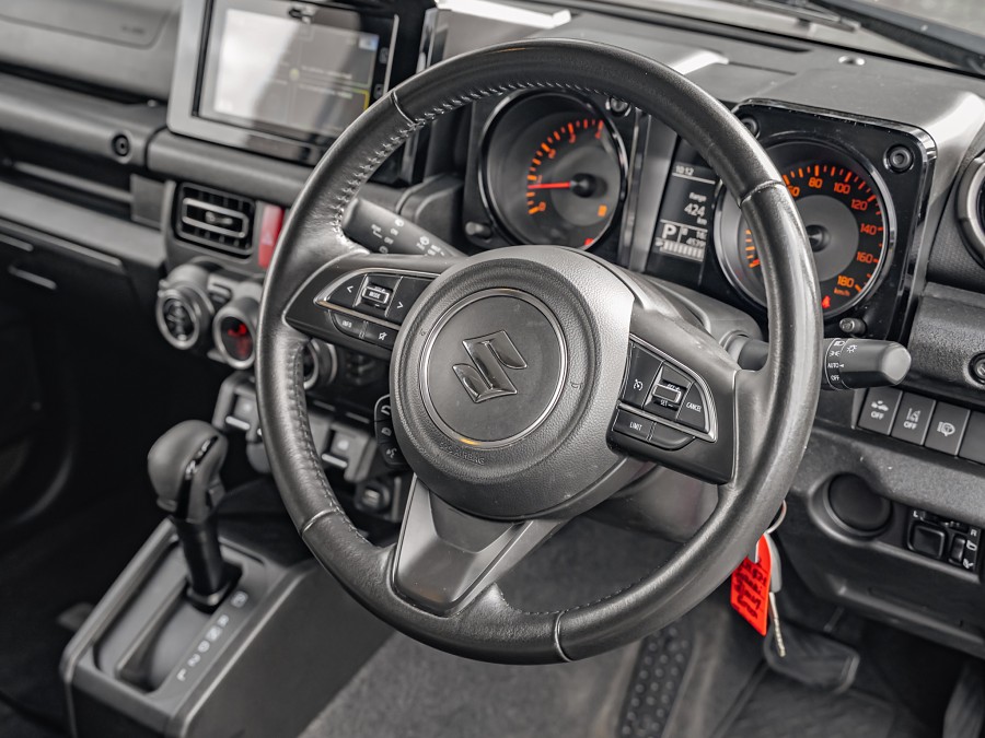 2022 Suzuki Jimny 9